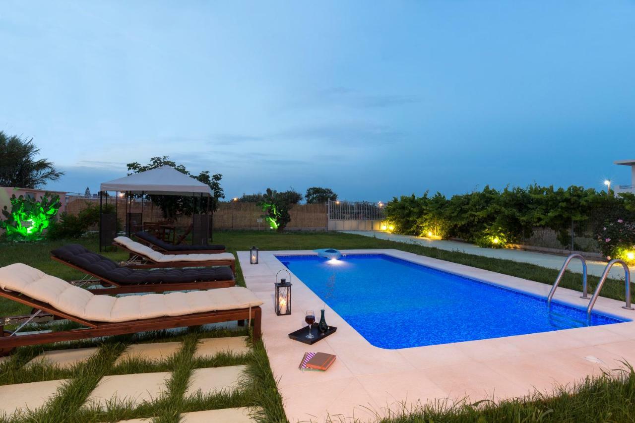 אפאנטו Summer Breeze Villa מראה חיצוני תמונה